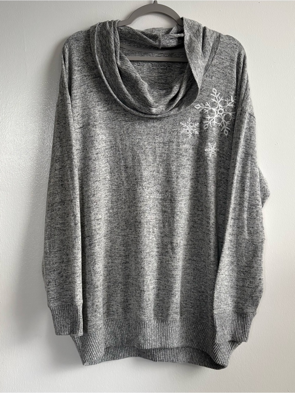 NWT Torrid Gray Solid Cowl Neck Snowflake Pullover Sweater Women’s Plus 3XL